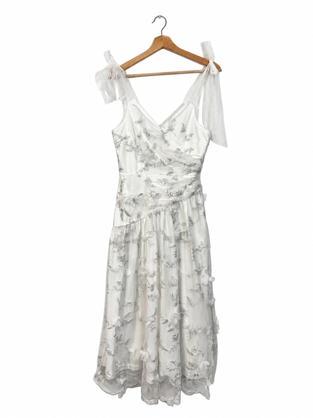 White Floral Embroidered Dress Size M Fairycore Bridal Formal Cocktail Evening